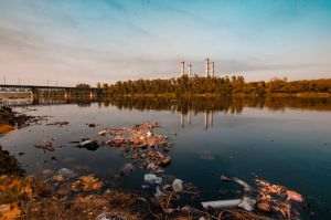 Studiu: Decontaminarea „poluanţilor eterni” elimină mai puţin de 2% din emisiile actuale